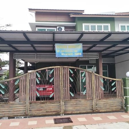 Farisha Homestay アロースター エクステリア 写真