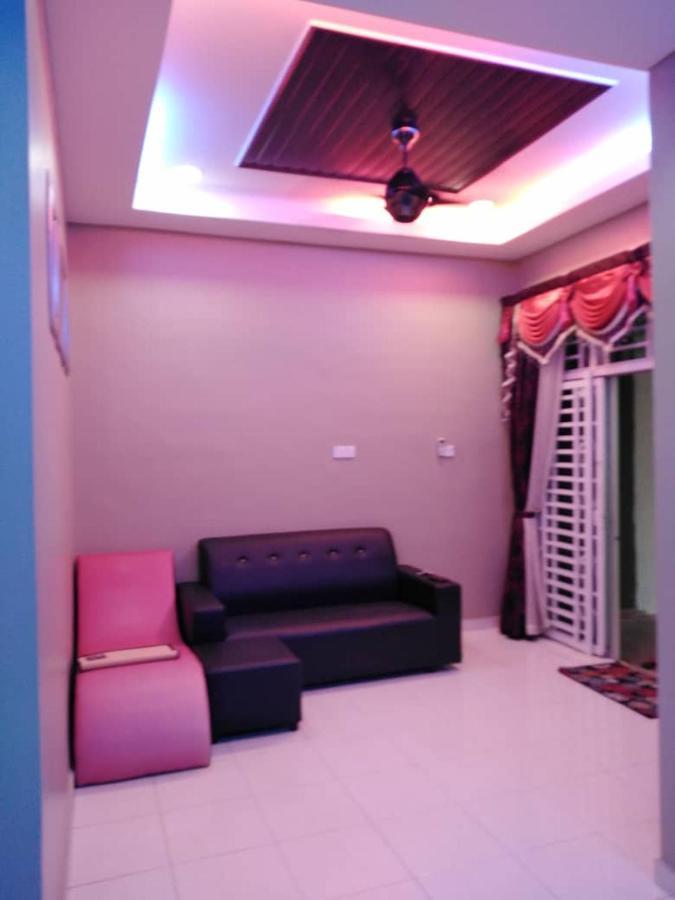 Farisha Homestay アロースター エクステリア 写真